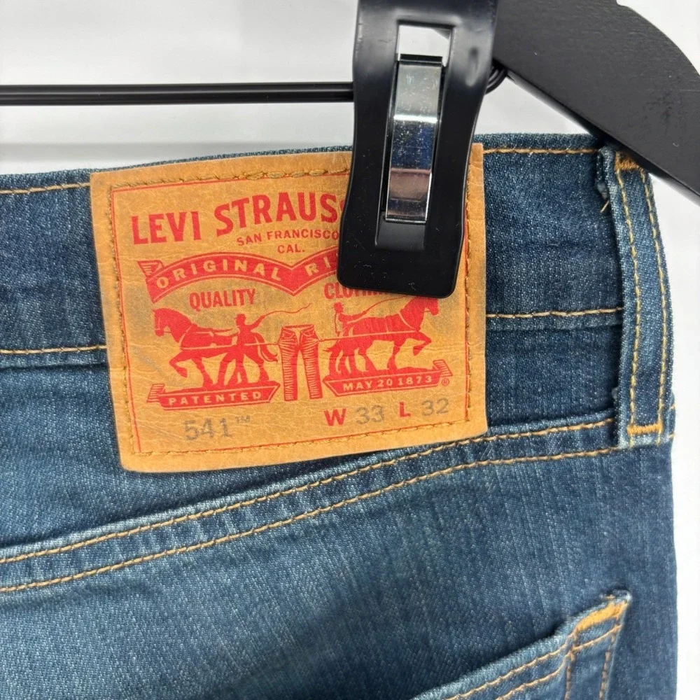 Levis levi 541